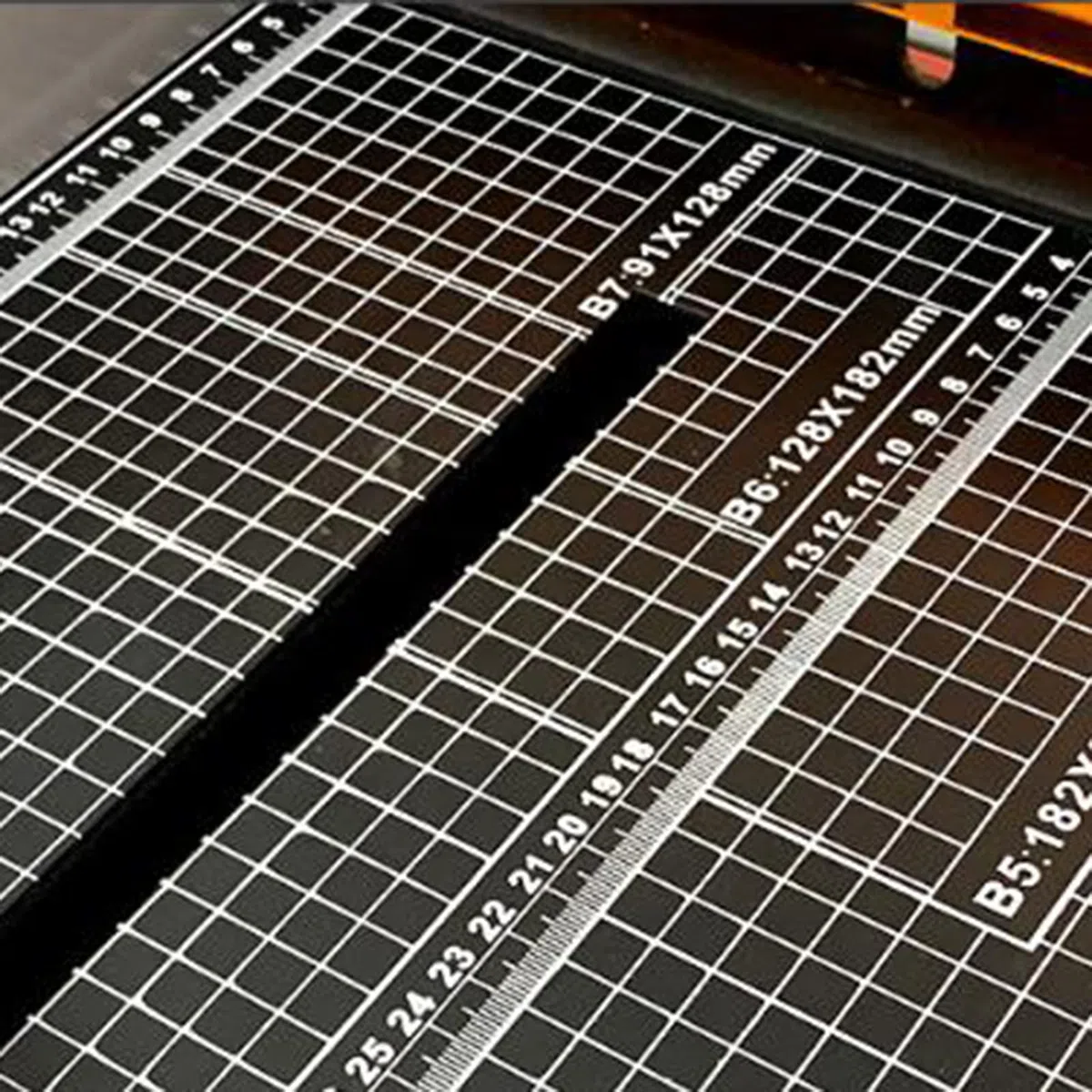 Elektrischer Papierschneider, robuster automatischer Trimmer für Karton, Leder und mehr, schneidet bis zu 40 mm, mit Gitterlinien, ideal für Büro, Zuhause und Schule